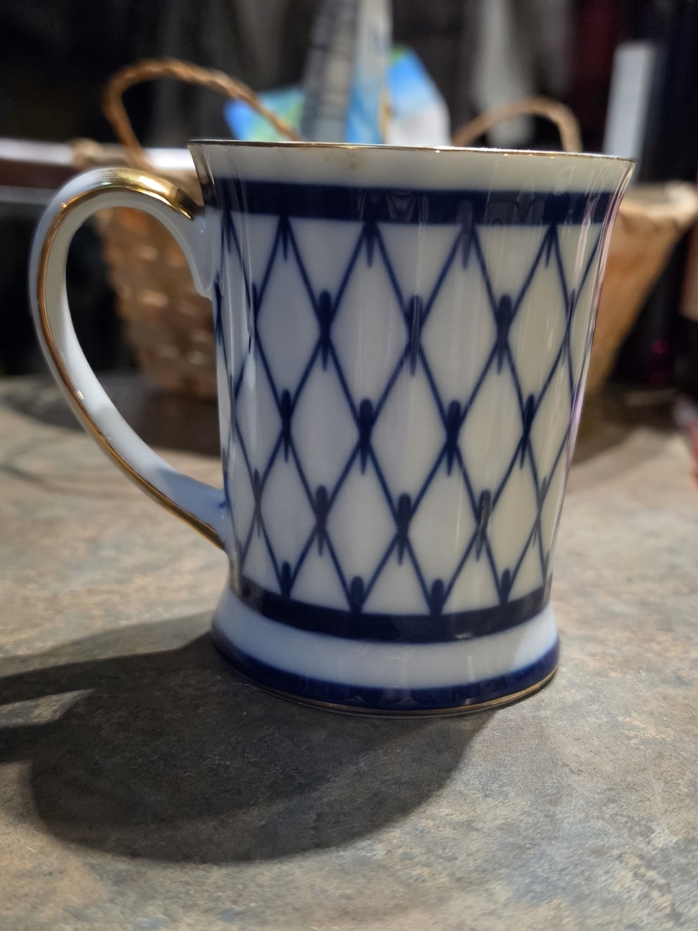 ND EXCLUSIVE Regal Blue & White w/ Gold Gilding Lattice Mug